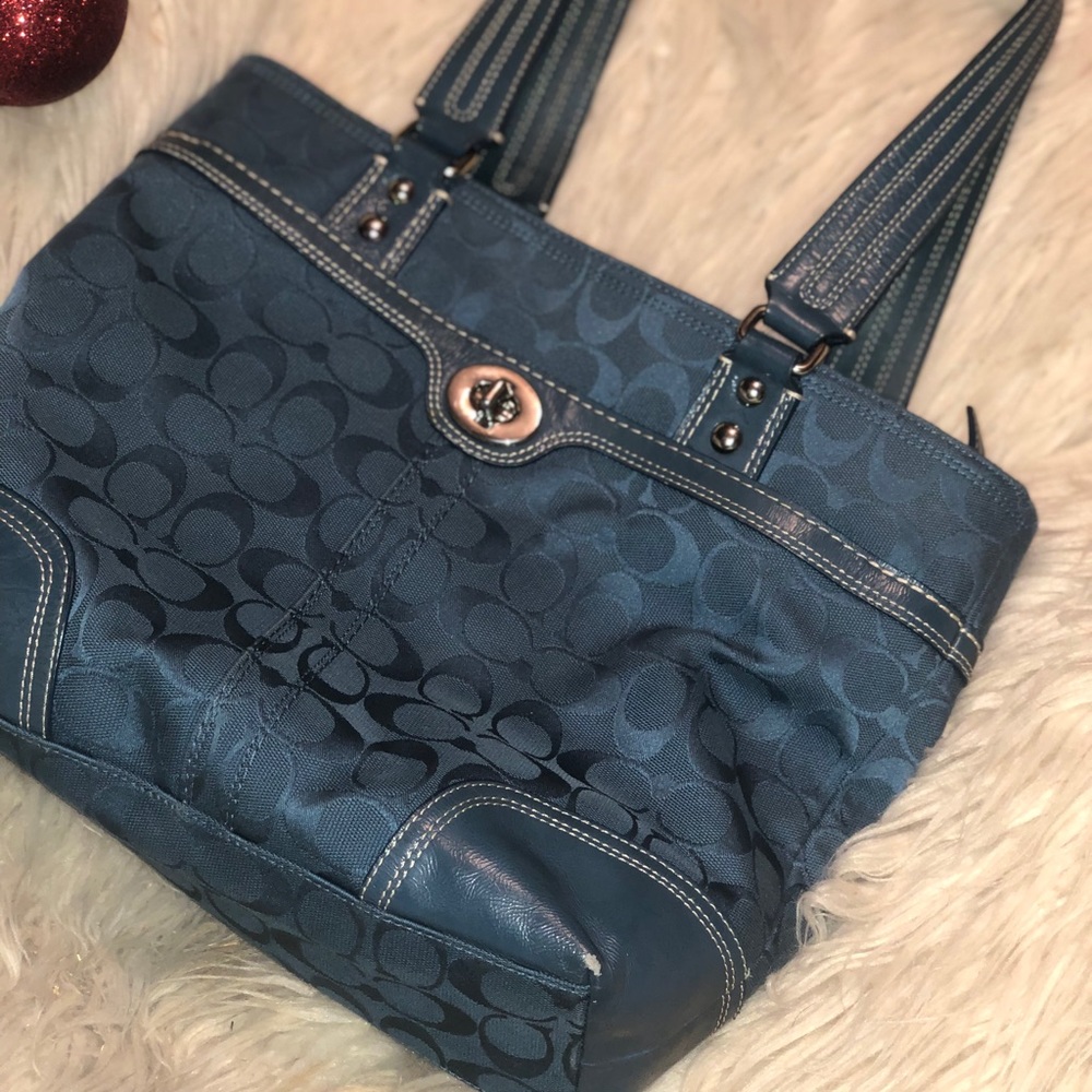 🙌🏽Coach purse J0960-F18978 SALE TODAY!!